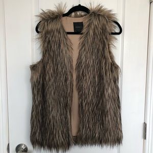 Dynamite Fur Vest XS-Med